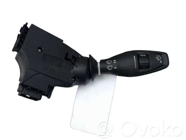 Ford Fiesta Valytuvų rankenėlė 