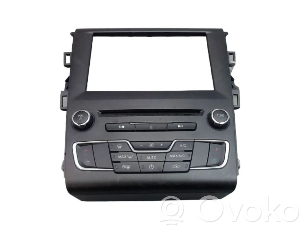Ford Mondeo MK V Panel klimatyzacji