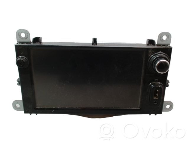 Renault Clio IV Unitate principală radio/CD/DVD/GPS 