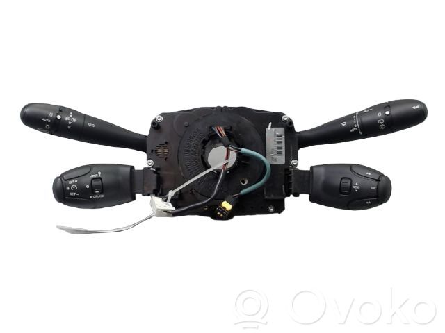 Peugeot 207 Leva/interruttore dell’indicatore di direzione e tergicristallo