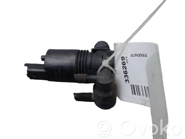 Nissan Note (E12) Windscreen/windshield washer pump 