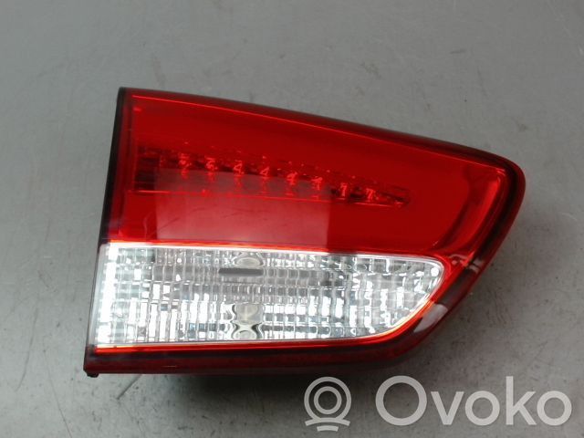 KIA Carens III Luci posteriori del portellone del bagagliaio