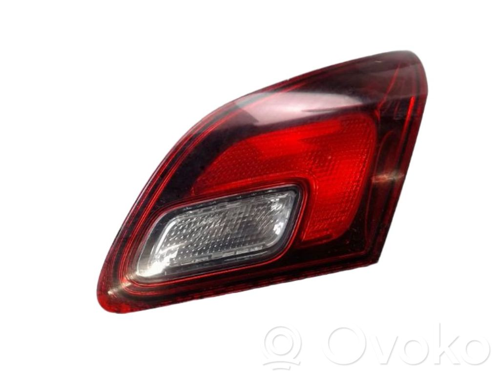 Opel Astra J Takaluukun takavalot