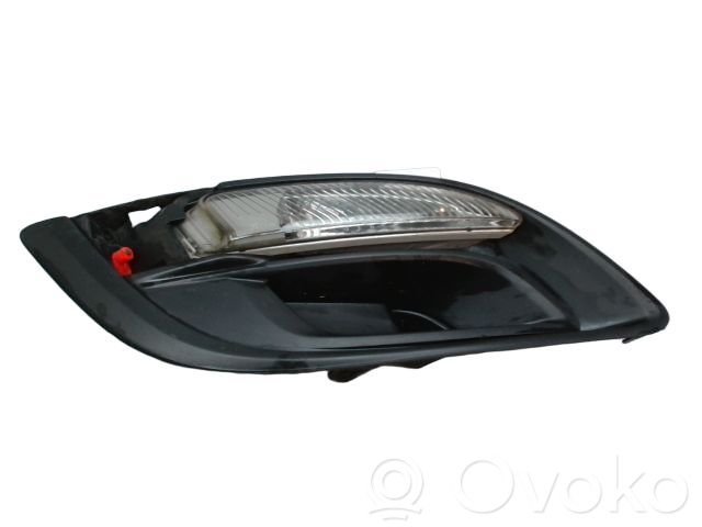Opel Astra J Semnalizator față 