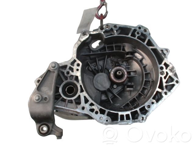 Opel Corsa E Cutie viteze manuală cu 6 trepte