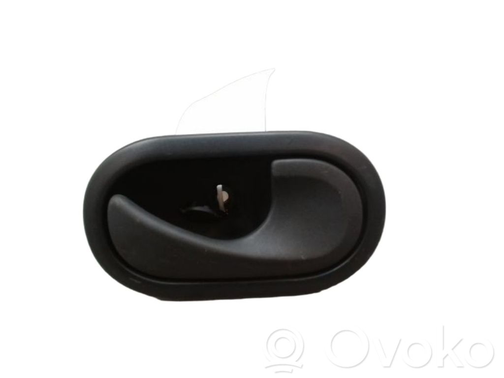 Manecilla interna puerta delantera   8200310580,125028,4420375,8200028486,8200310580,93168033