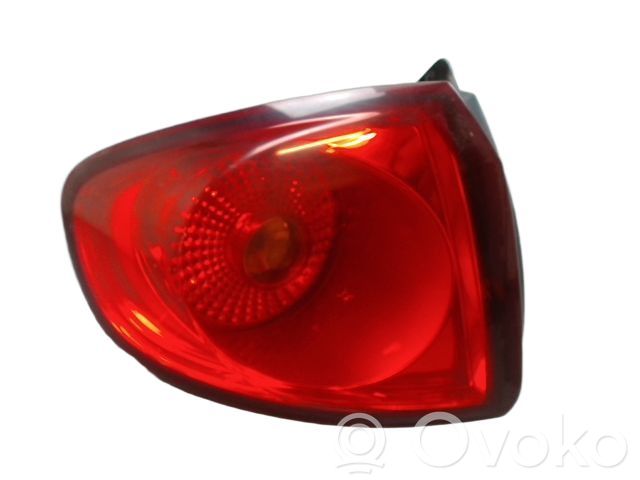 Seat Altea XL Aizmugurējais lukturis virsbūvē 