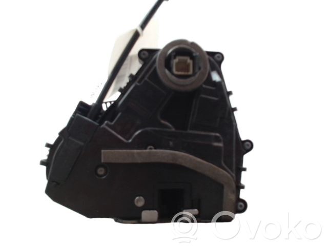 Renault Captur II Serratura portiera anteriore