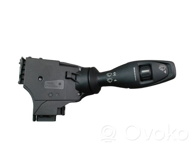 Ford Fiesta Valytuvų rankenėlė 