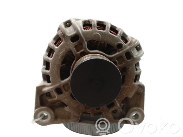 Renault Clio IV Generatore/alternatore 