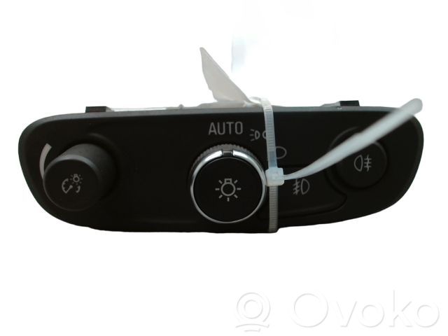 Opel Insignia B Interruptor de luz 