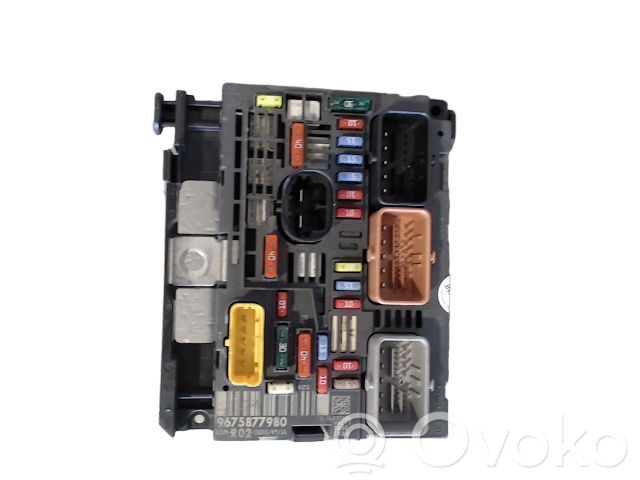Peugeot 3008 I Modulo fusibile 