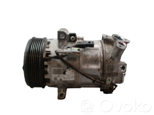Renault Clio IV Air conditioning (A/C) compressor (pump) 