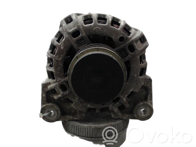 Renault Clio IV Ģenerators 