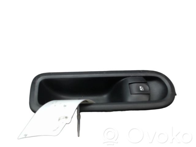 Renault Clio III Electric window control switch 