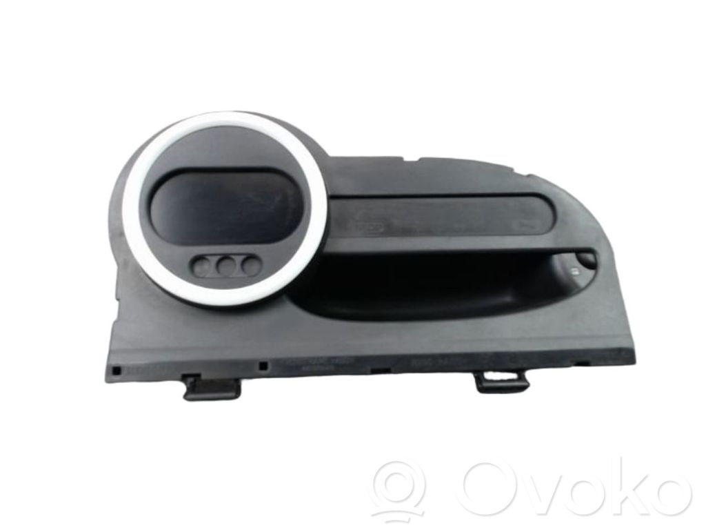 Renault Twingo II Geschwindigkeitsmesser Cockpit
