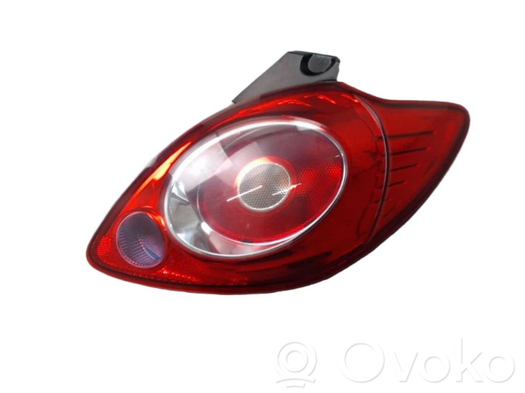 Lampa tylna   1579394,1461090,1579394,16316132,1873922,1873932,2212382,409074,42421553,4311988RLDUE,FD0084153,GP1479