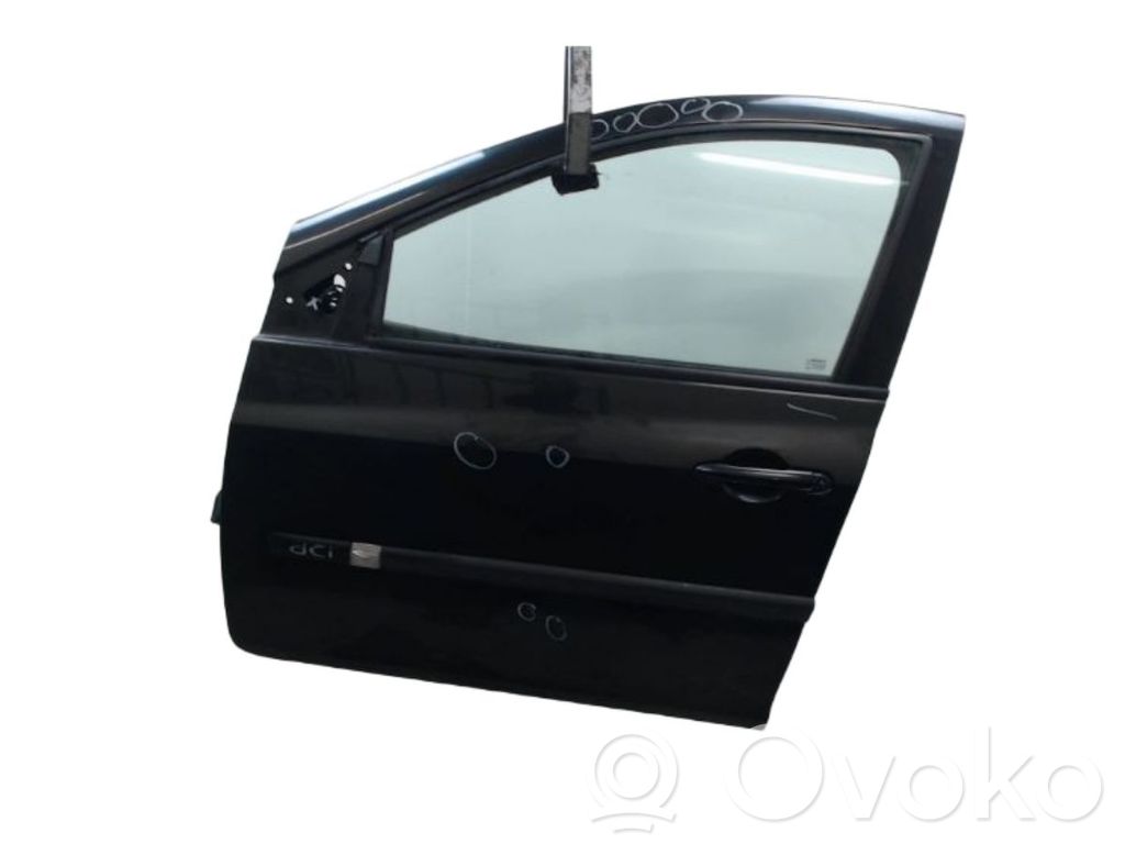 Renault Clio III Drzwi przednie 