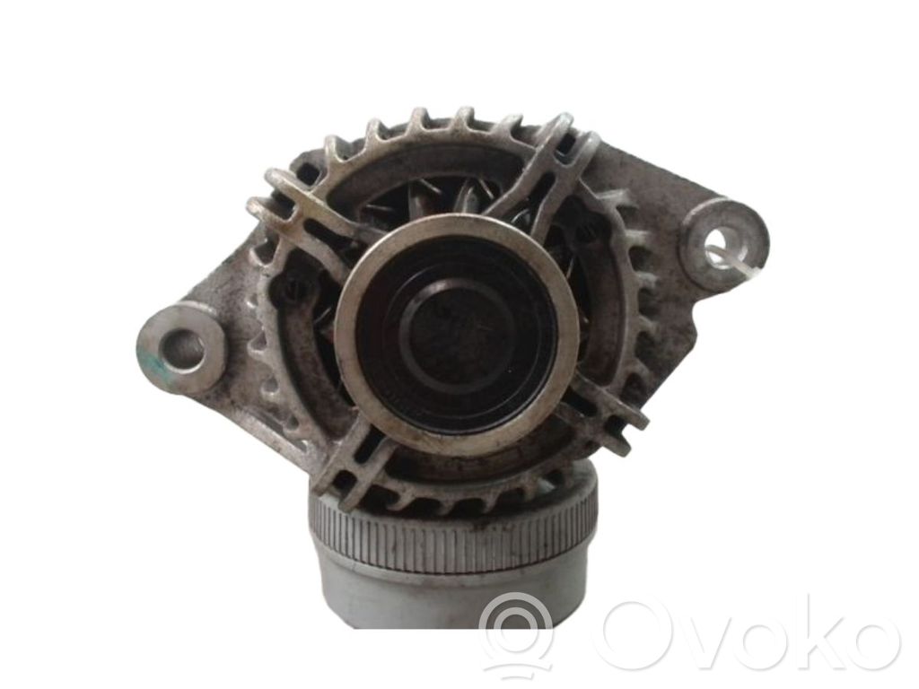 Opel Combo D Alternador