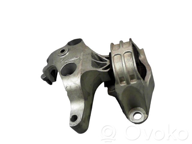 Dacia Sandero Engine mount bracket 