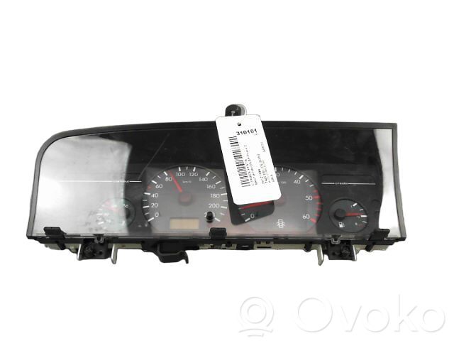Citroen Xantia Speedometer (instrument cluster) 