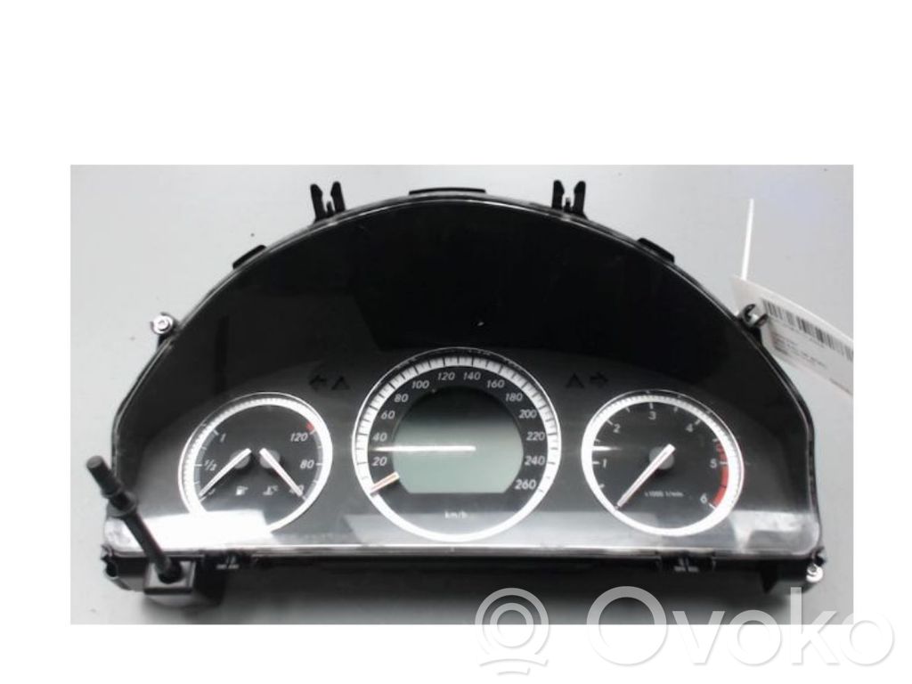 Mercedes-Benz C W204 Tachimetro (quadro strumenti)
