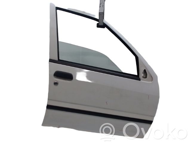 Puerta delantera   9004E5,9004E5