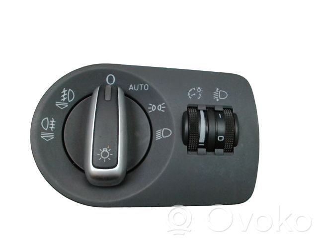 Audi A3 S3 8P Light switch 