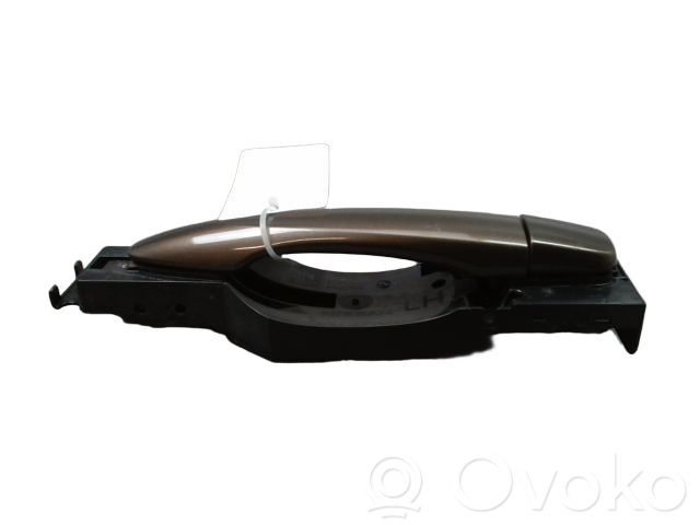 Nissan Qashqai Takaoven ulkokahva 