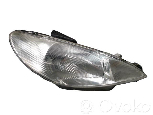 Peugeot 206 Lampa przednia 