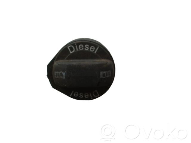 Audi A3 S3 8P Fuel tank filler cap 