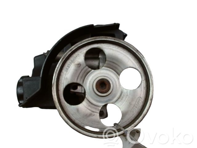 Peugeot 206+ Power steering pump 