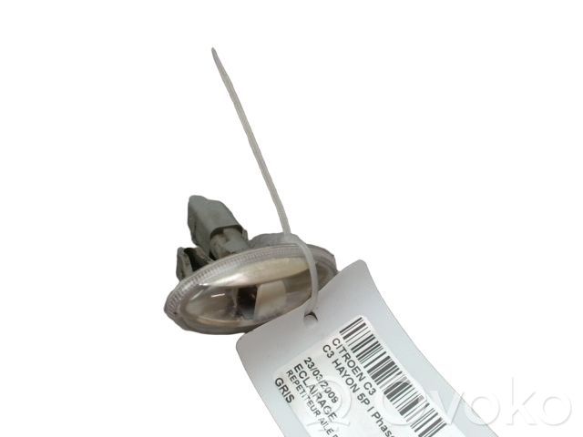 Citroen C3 Semnalizator bară față 