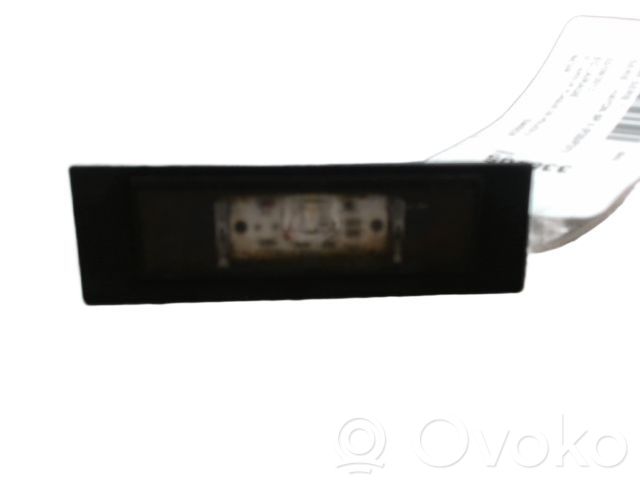 BMW 1 F20 F21 Lampa oświetlenia tylnej tablicy rejestracyjnej 