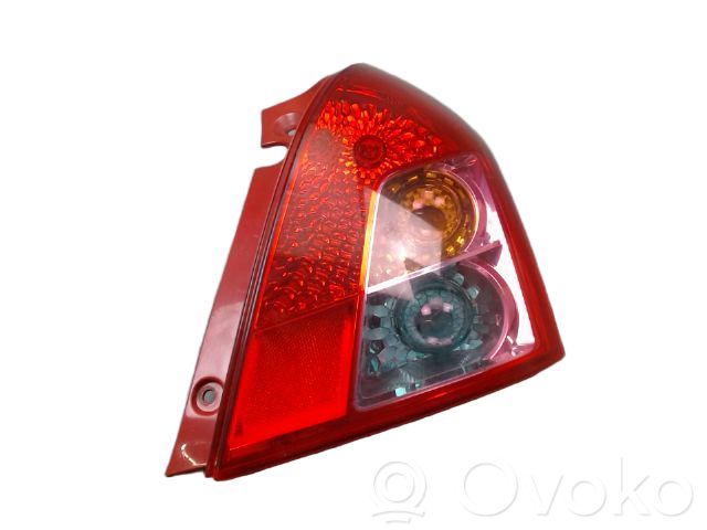 Suzuki Swift I Lampă spate în caroserie 