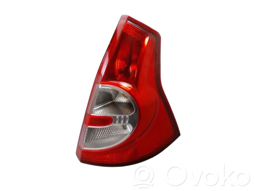 Dacia Sandero Lampă spate în caroserie 