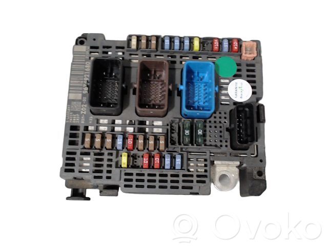 Citroen C4 II Fuse module 
