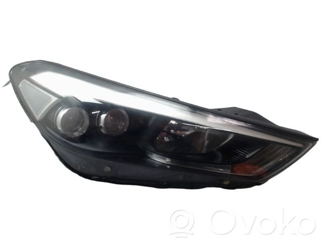 Hyundai Tucson TL Headlight/headlamp 