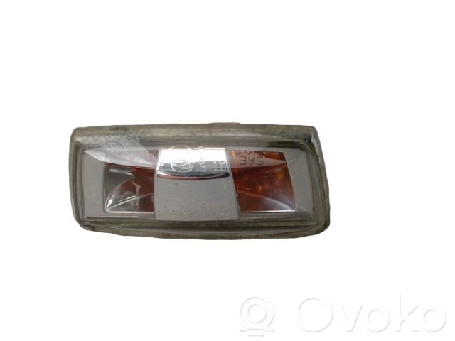 Opel Corsa E Indicatore di direzione del parafango anteriore 