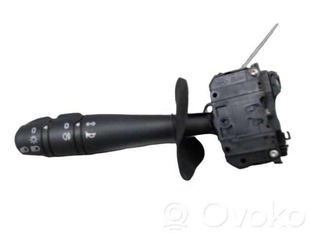 Interruptor de luz   6001551360,000052006010,2103073,23073,251605,32040,6001551360,6001551361,8200792584,901057666