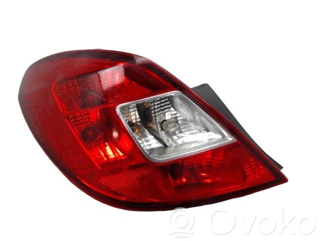 Opel Corsa D Lampă spate în caroserie 