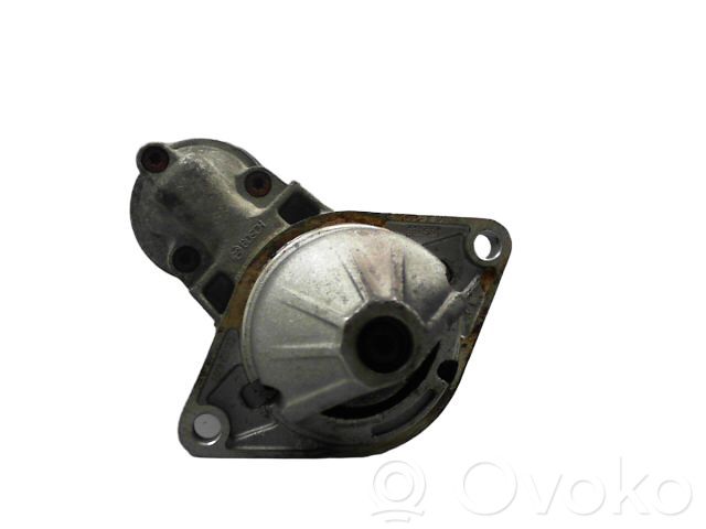 Opel Corsa D Starteris 