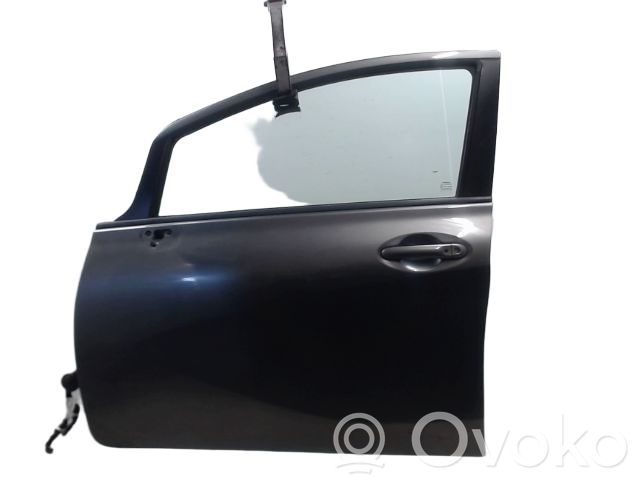 Nissan Note (E12) Priekinės durys 