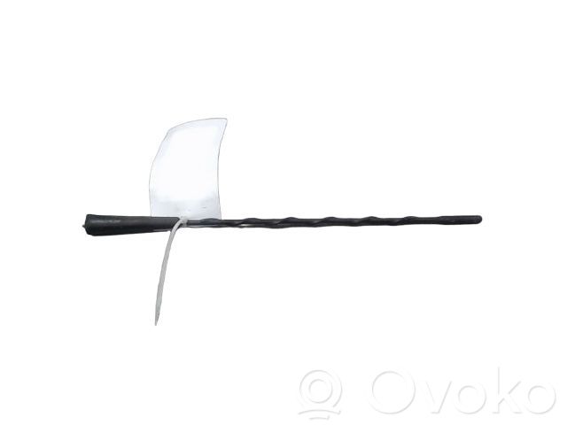 Renault Clio IV Radio antenna 