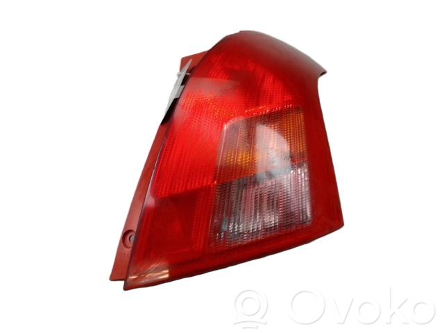 Suzuki Swift I Lampă spate în caroserie 