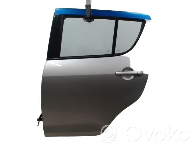 Puerta trasera   6800468L01,6800468L01