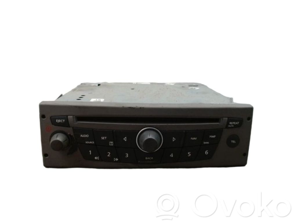 Renault Kangoo II Panel / Radioodtwarzacz CD/DVD/GPS