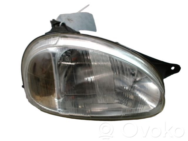 Opel Corsa B Far 