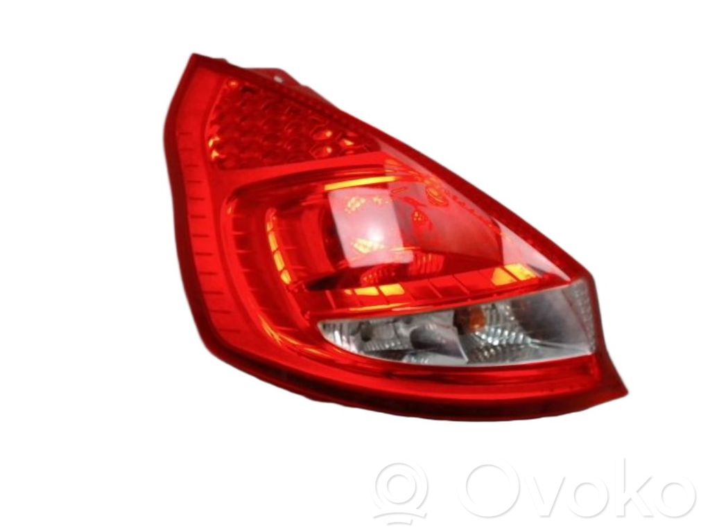 Ford Fiesta Lampă spate în caroserie