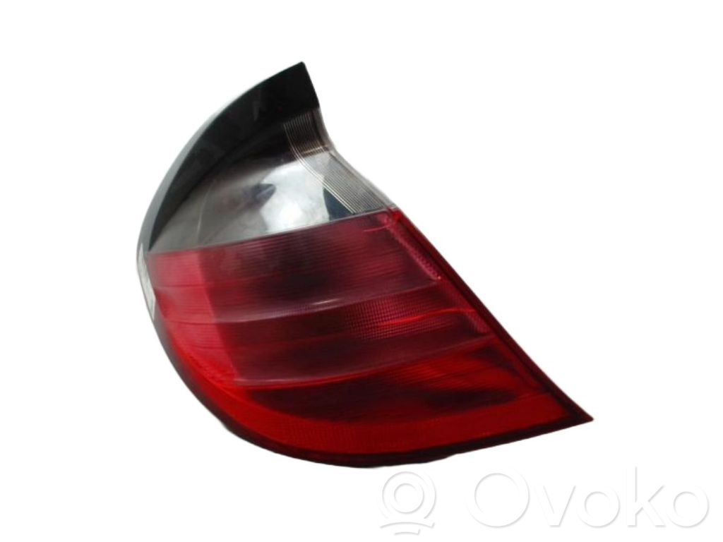Mercedes-Benz C W203 Luci posteriori